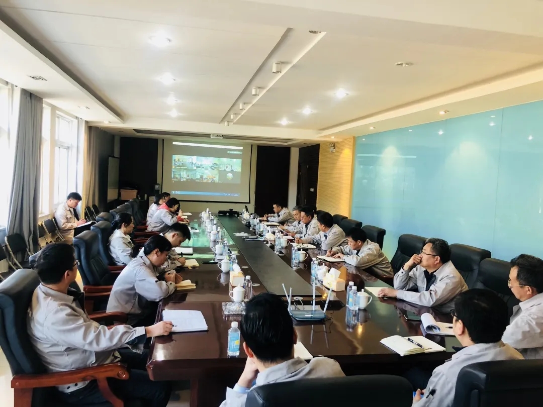 承德蘇墾銀河黨委召開廉潔提醒和作風(fēng)教育大會(huì)(圖1) 承德蘇墾銀河黨委召開廉潔提醒和作風(fēng)教育大會(huì)(圖1)